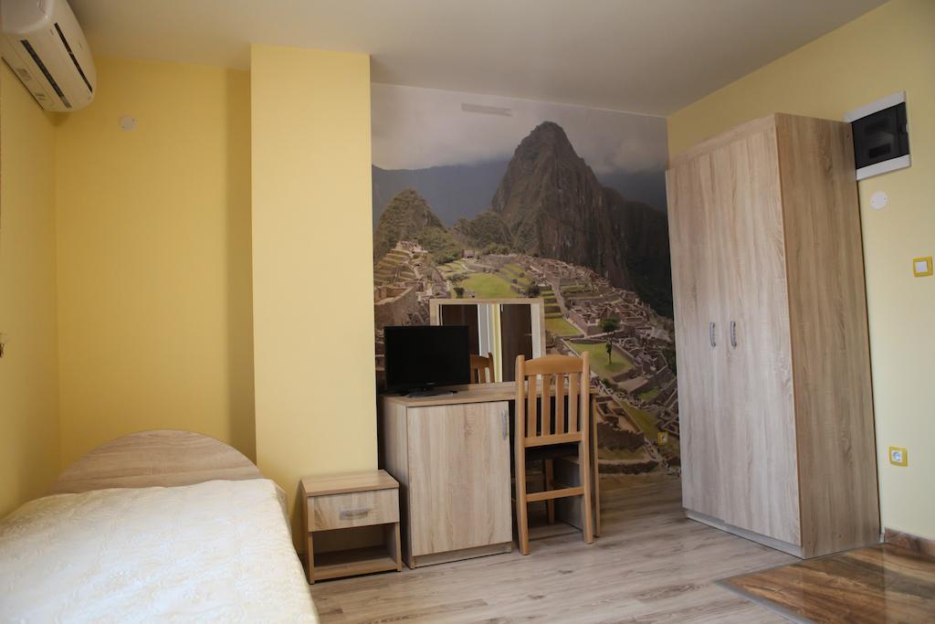 Meatsa Hotel Kŭrdzhali Quarto foto